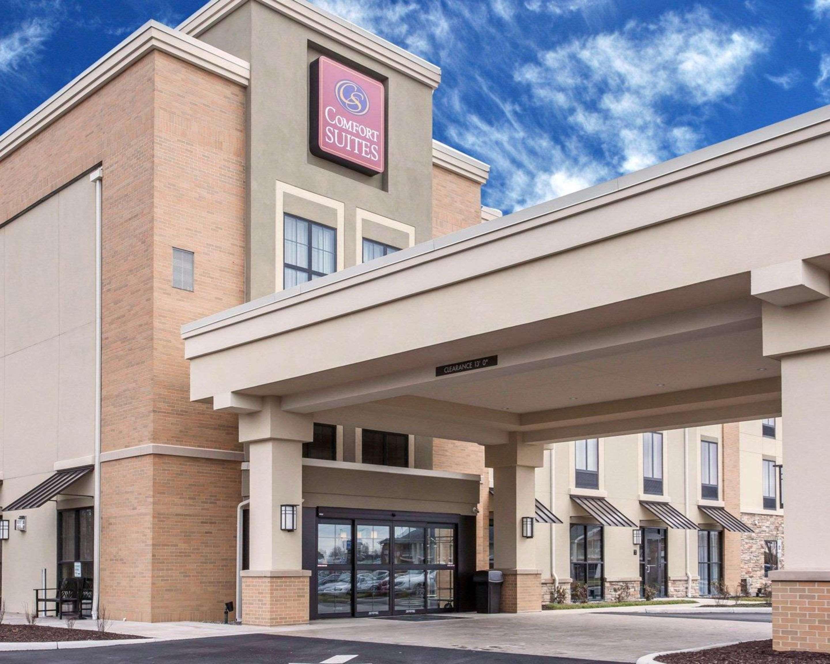 Comfort Suites-Youngstown North Экстерьер фото